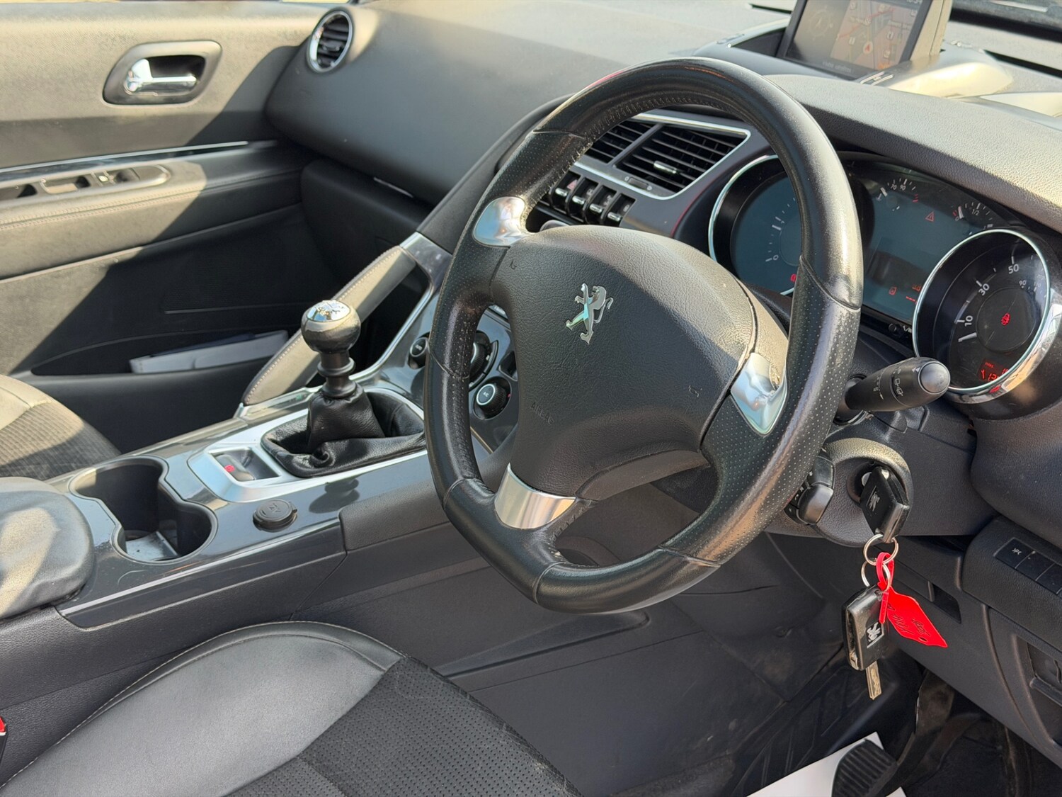 Used Peugeot 3008 2014 for sale - 77974277: Photo 12