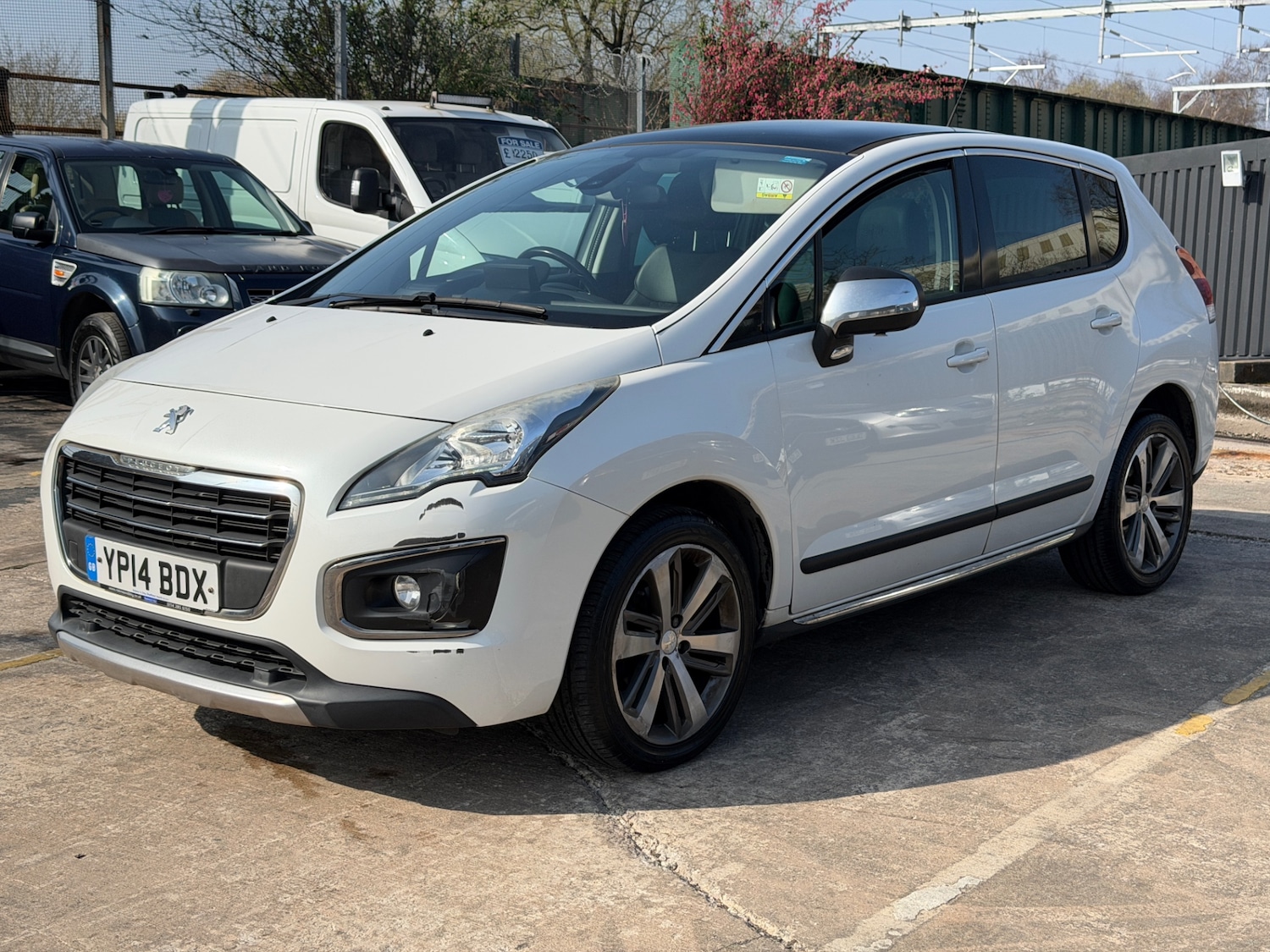 Used Peugeot 3008 2014 for sale - 77974277: Photo 2