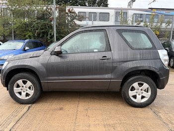 Used Suzuki Grand Vitara 2010 for sale - 76319393: Photo 4
