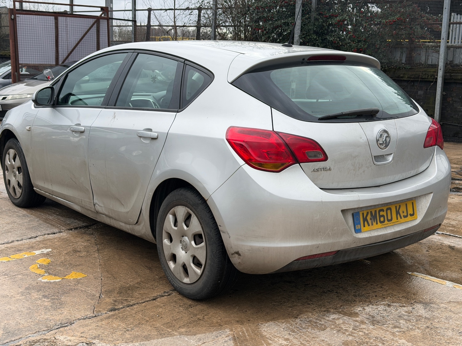 Used Vauxhall Astra 2011 for sale - 77630925: Photo 5