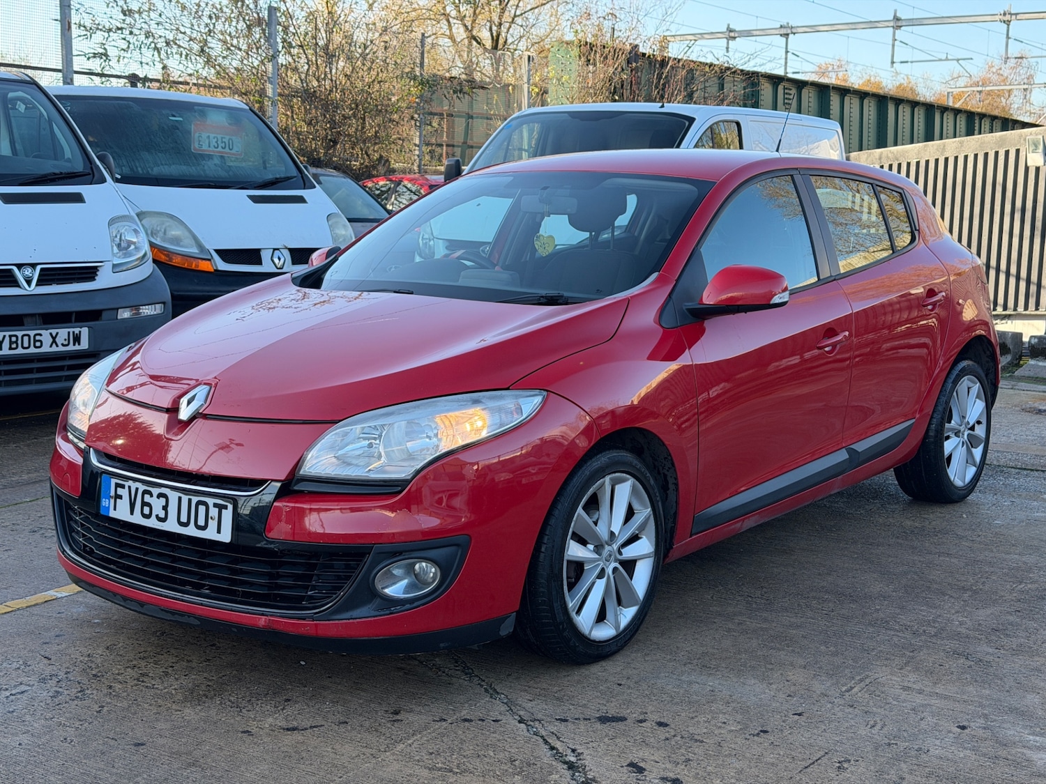 Used Renault Megane 2013 for sale - 76712268: Photo 2
