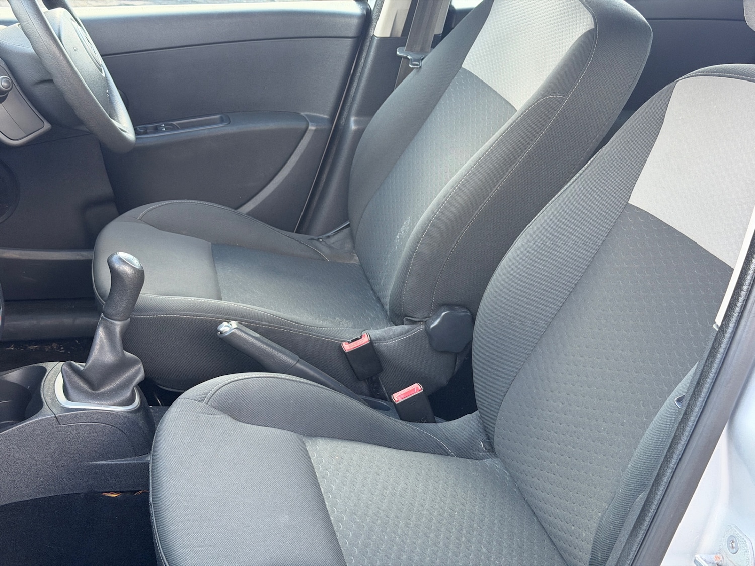 Used Renault Clio 2009 for sale - 77894135: Photo 16