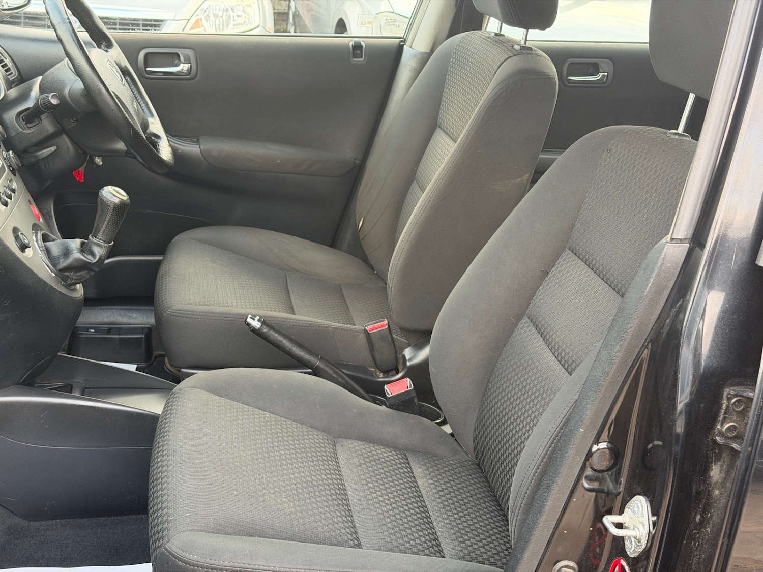 Used Honda Civic 2005 for sale - 77342473: Photo 18