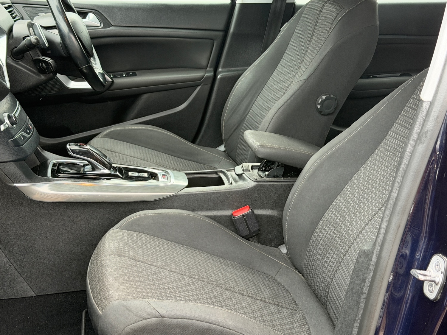 Used Peugeot 308 2018 for sale - 78139456: Photo 16