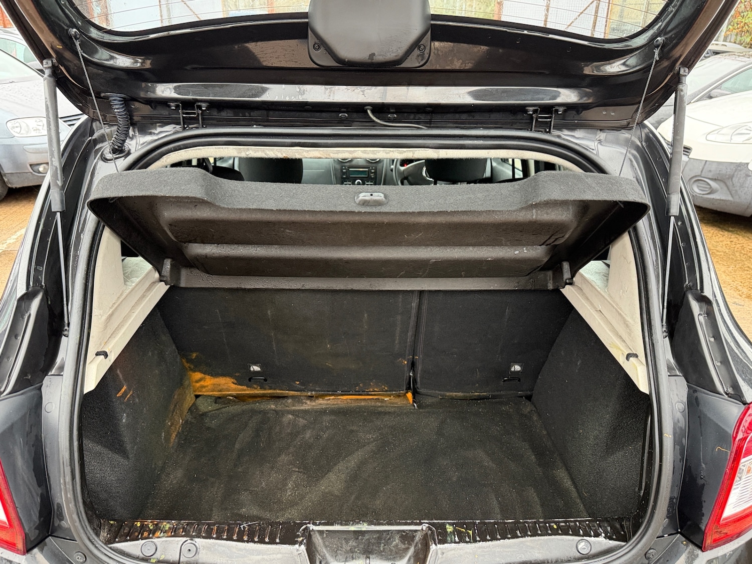 Used Dacia Sandero 2015 for sale - 76413276: Photo 14