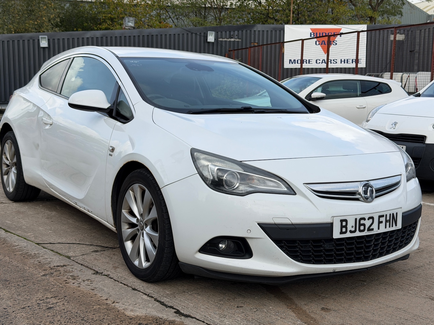 Used Vauxhall Astra GTC 2012 for sale - 76402870: Photo 1