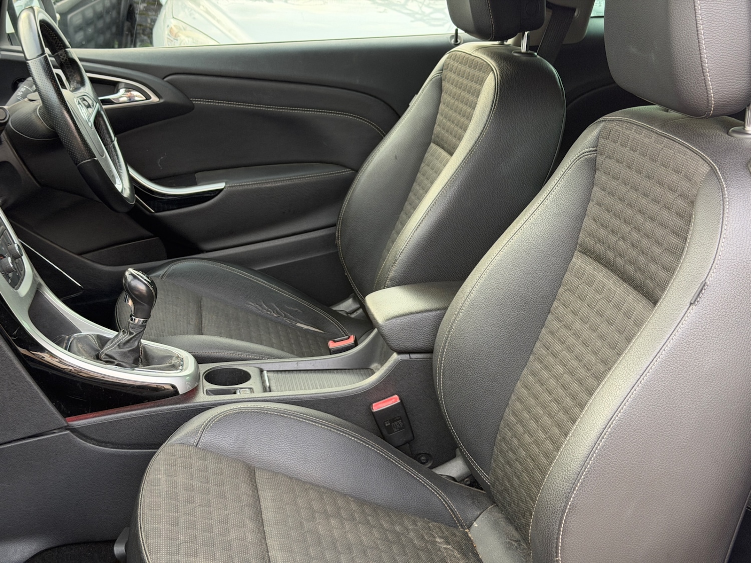 Used Vauxhall Astra GTC 2012 for sale - 76402870: Photo 13