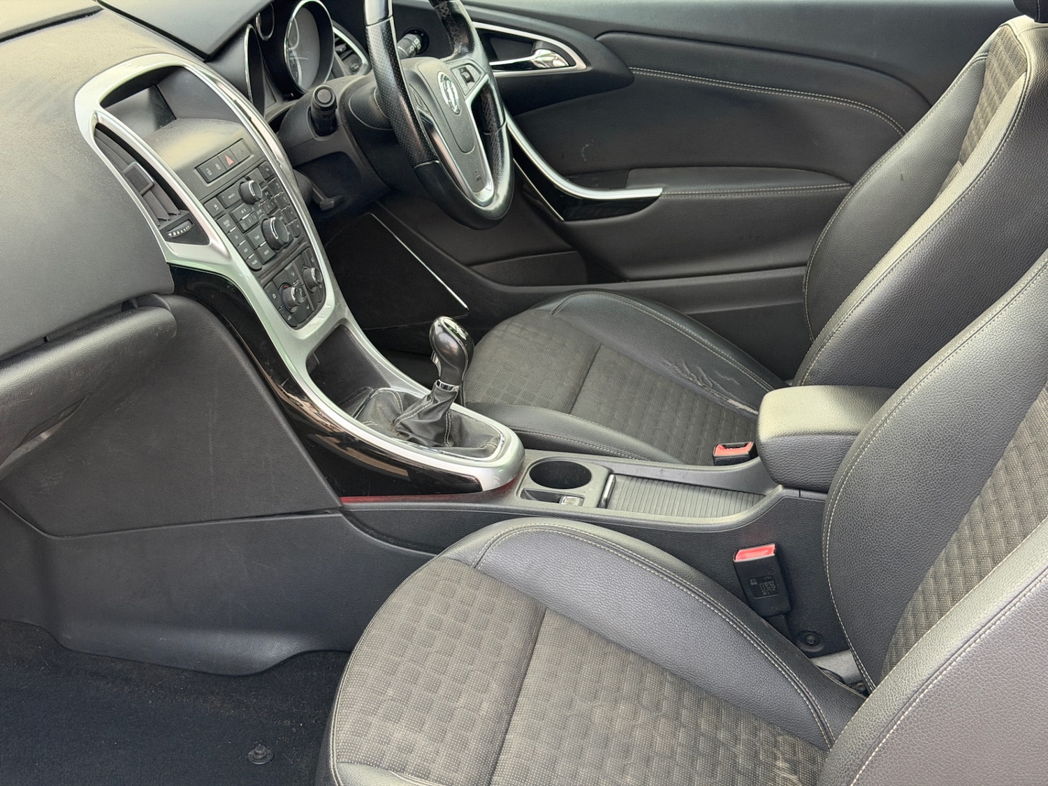 Used Vauxhall Astra GTC 2012 for sale - 76402870: Photo 16