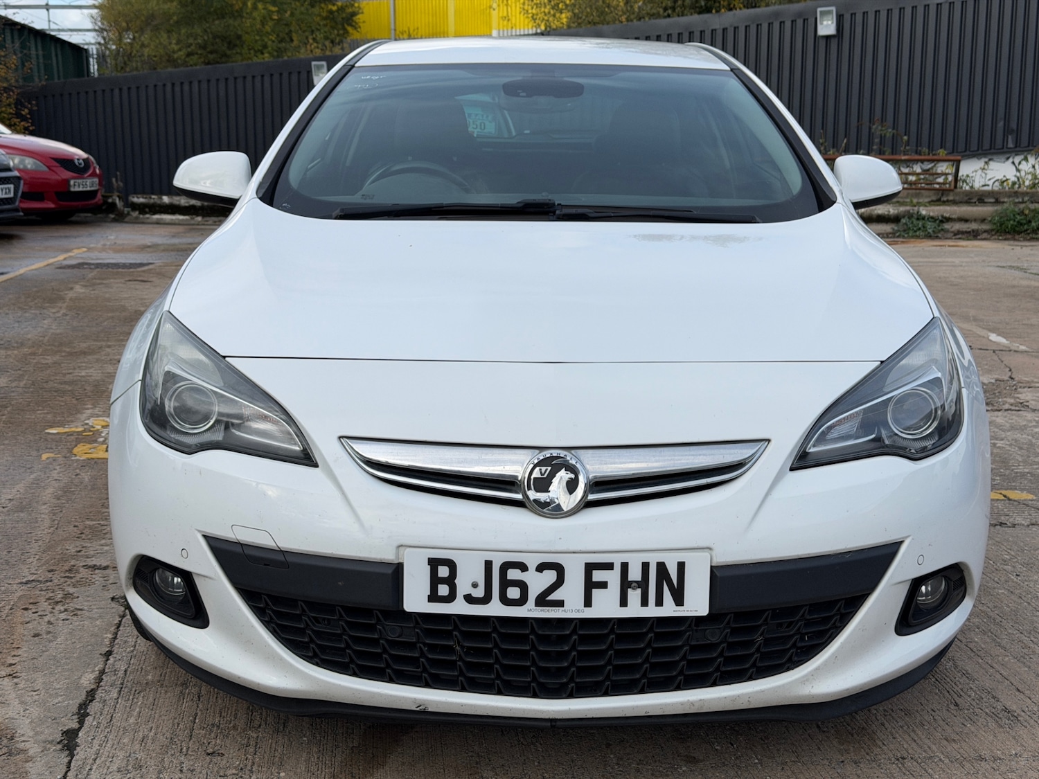 Used Vauxhall Astra GTC 2012 for sale - 76402870: Photo 2