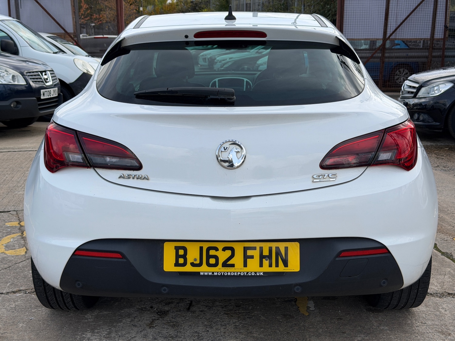 Used Vauxhall Astra GTC 2012 for sale - 76402870: Photo 7