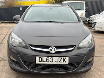 Used Vauxhall Astra 2014 for sale - 77462897: Photo