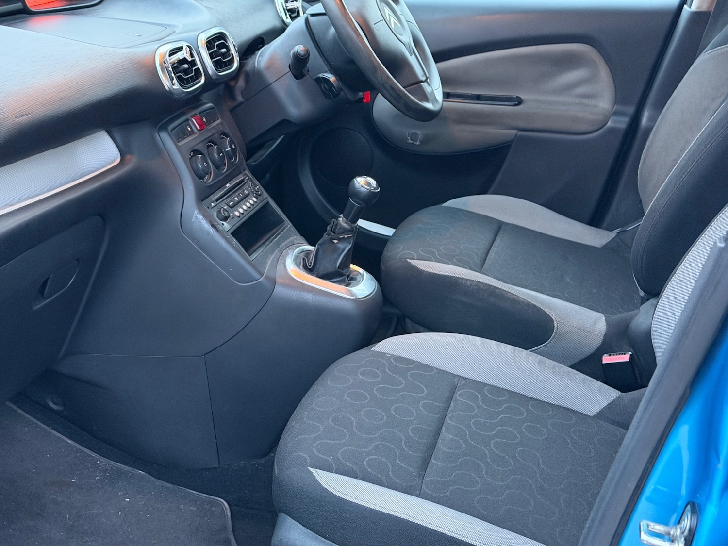 Used Citroen C3 Picasso 2009 for sale - 76666060: Photo 14