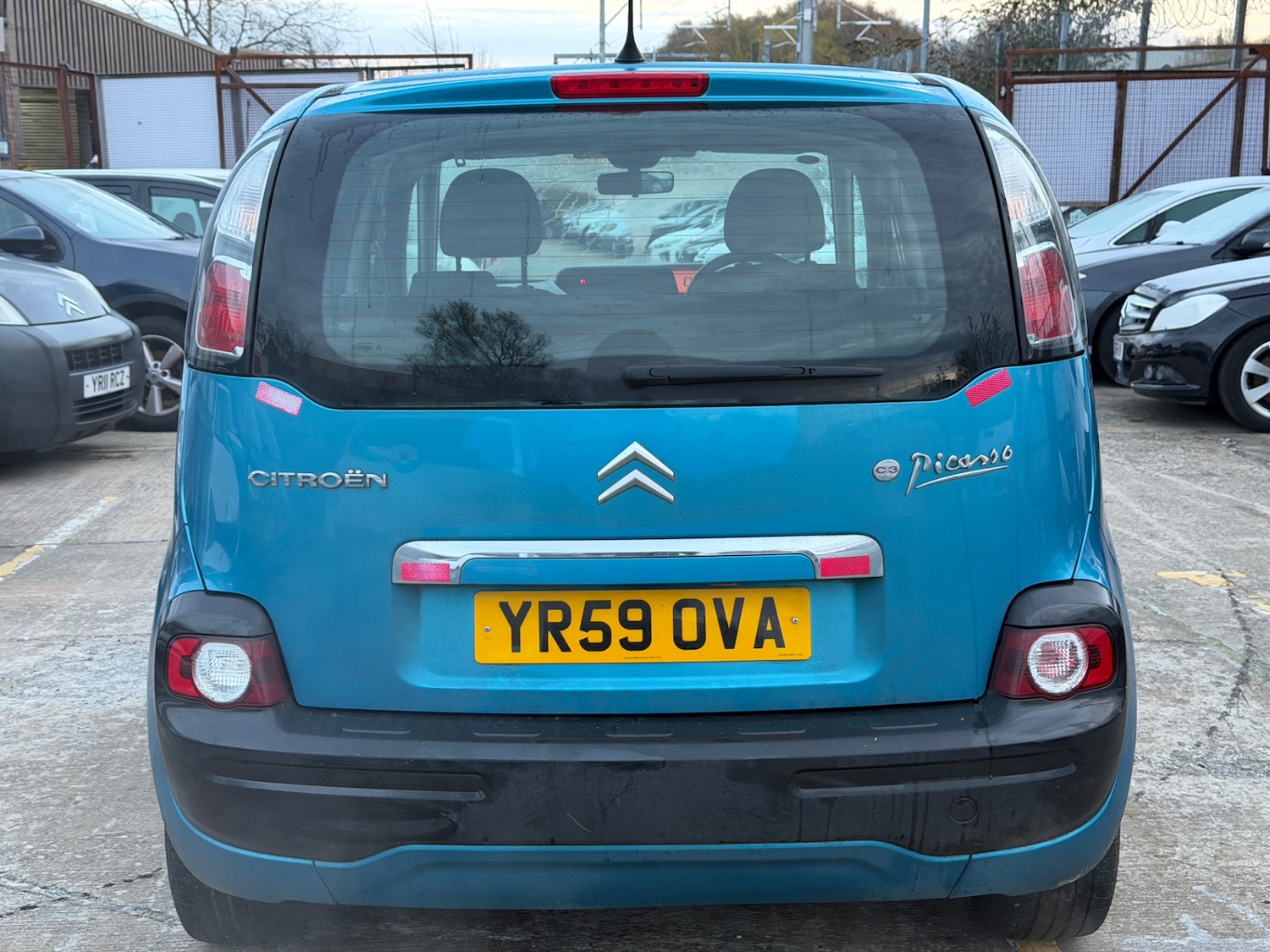 Used Citroen C3 Picasso 2009 for sale - 76666060: Photo 6