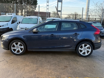 Used Volvo V40 2014 for sale - 76938323: Photo