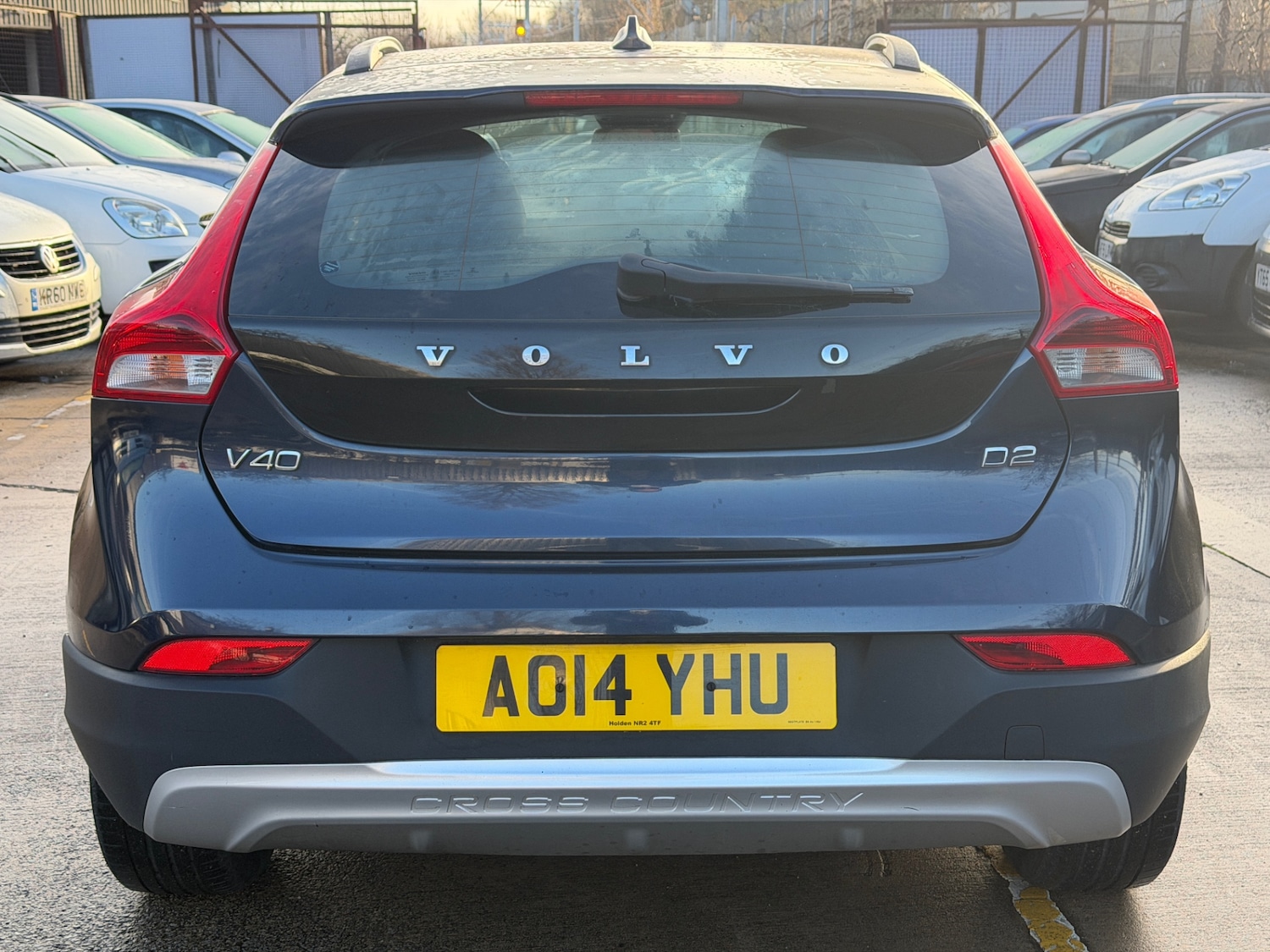 Used Volvo V40 2014 for sale - 76938323: Photo 8
