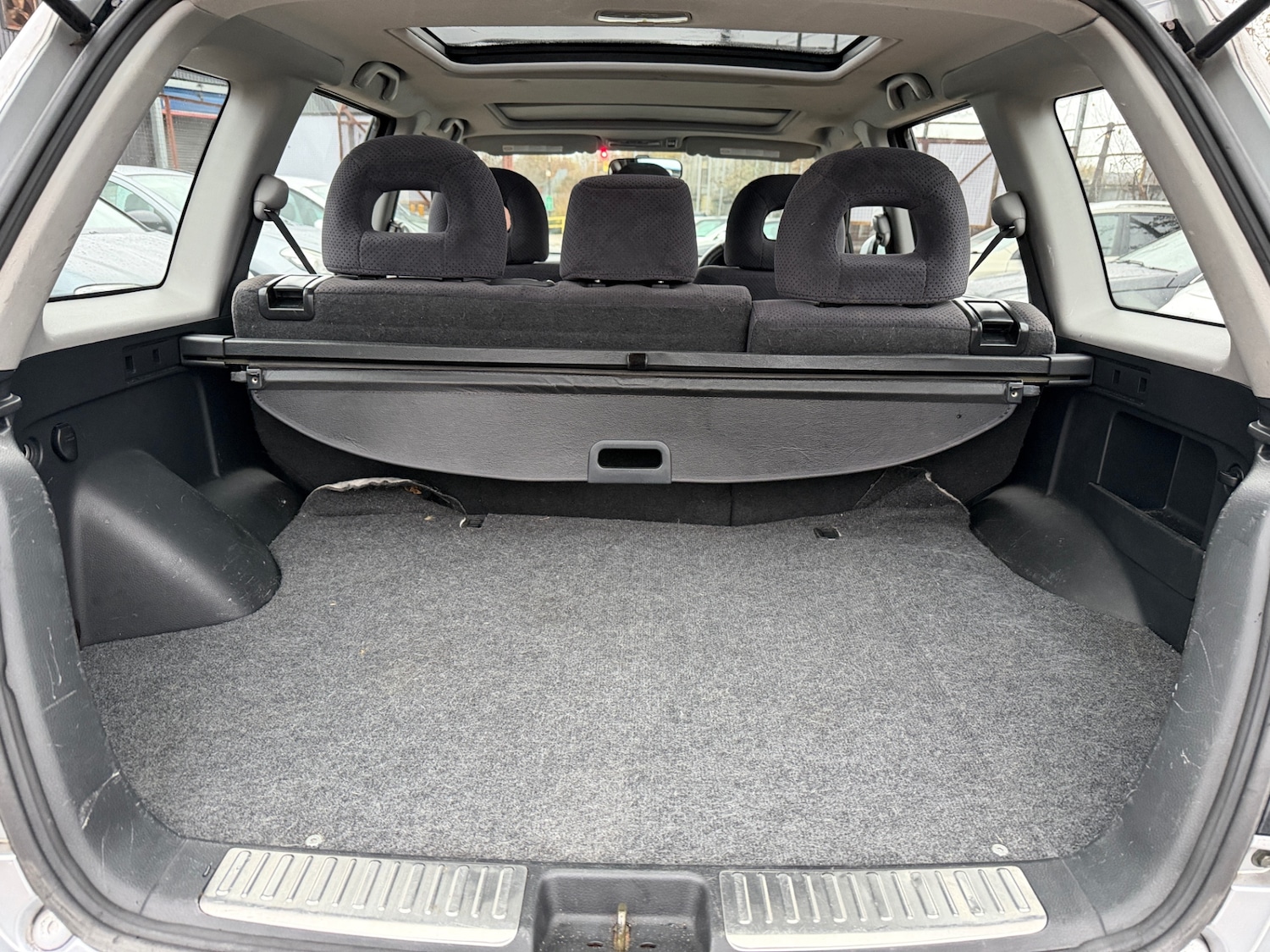 Used Mitsubishi Outlander 2004 for sale - 76252316: Photo 10