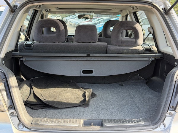Used Mitsubishi Outlander 2004 for sale - 76252316: Photo 10