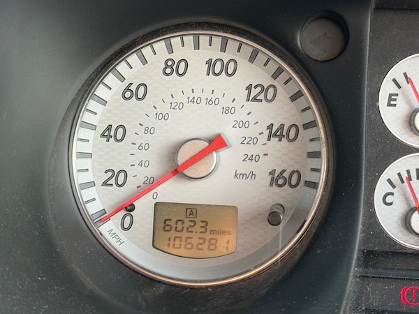 Used Mitsubishi Outlander 2004 for sale - 76252316: Photo 13
