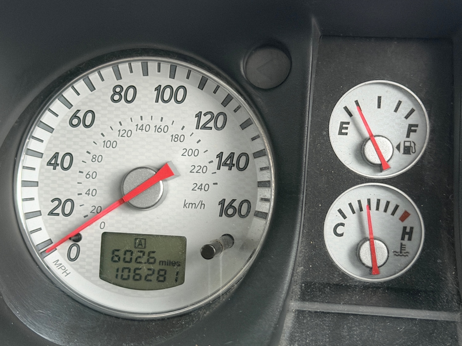 Used Mitsubishi Outlander 2004 for sale - 76252316: Photo 16