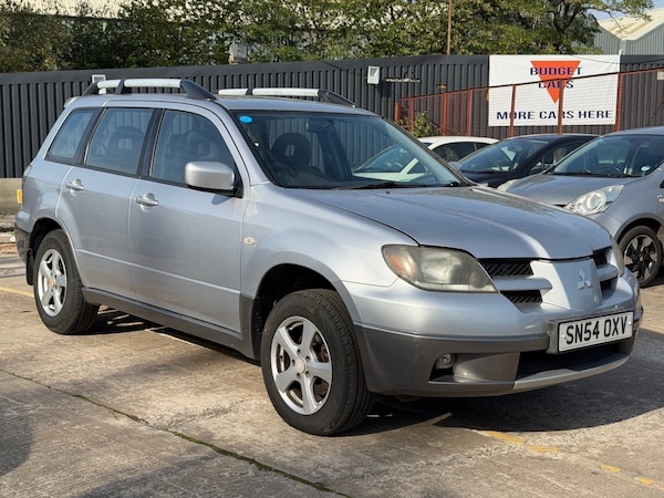 Used Mitsubishi Outlander 2004 for sale - 76252316: Photo 1