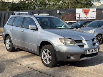 Used Mitsubishi Outlander 2004 for sale - 76252316: Photo