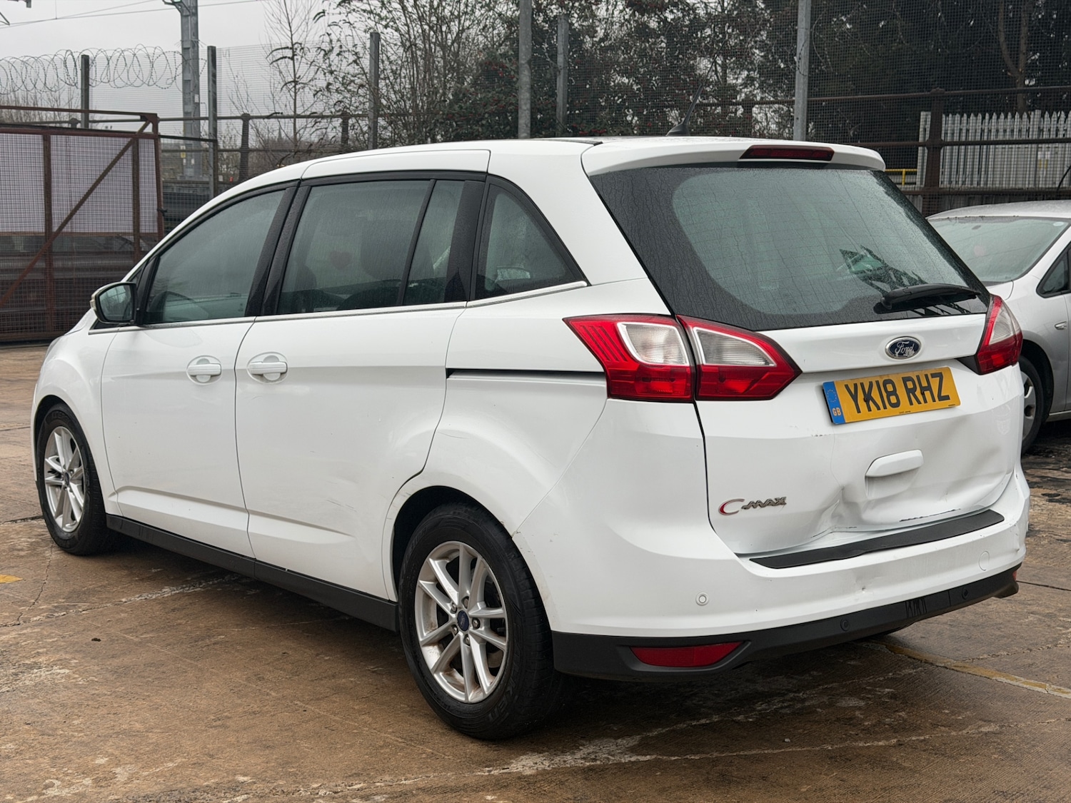 Used Ford Grand C-Max 2018 for sale - 77727082: Photo 5