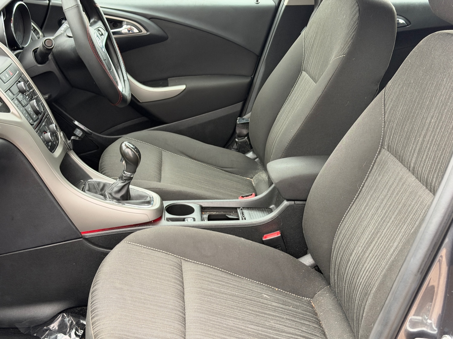 Used Vauxhall Astra 2011 for sale - 77342465: Photo 17