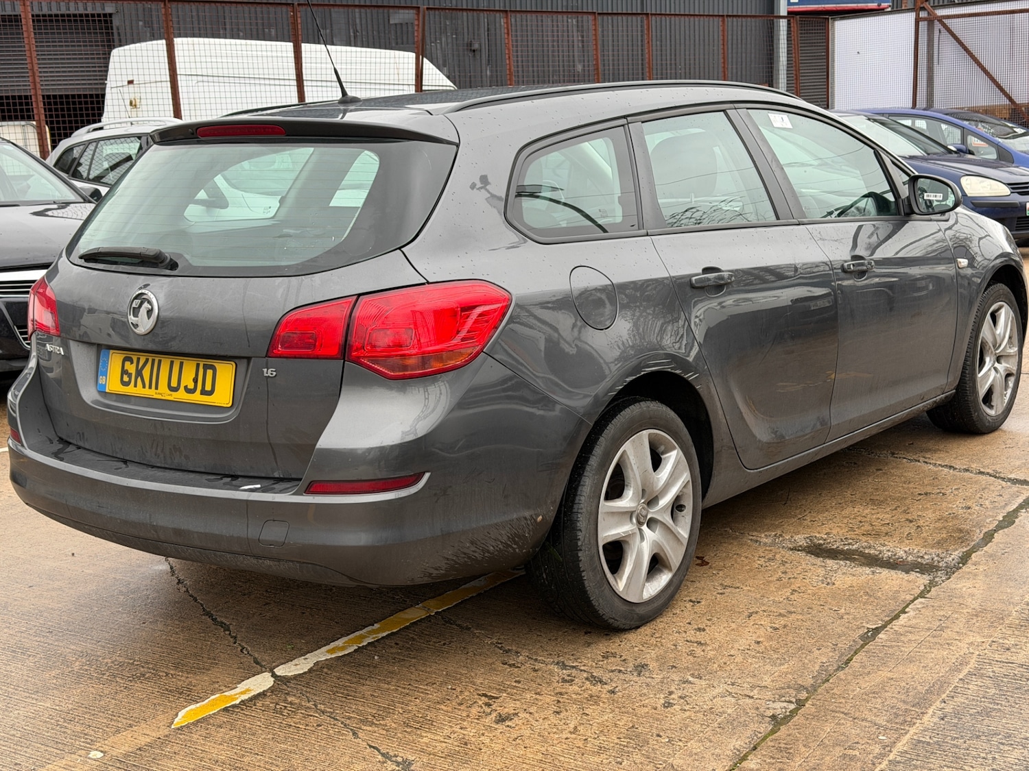 Used Vauxhall Astra 2011 for sale - 77342465: Photo 9