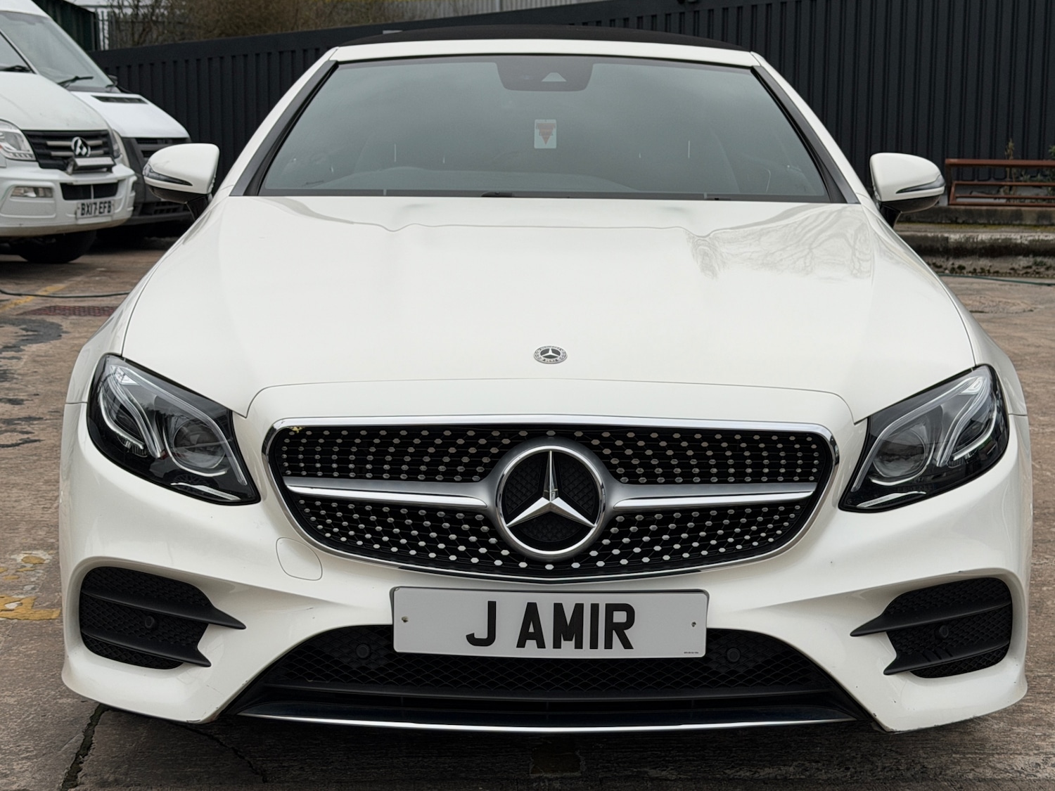 Used Mercedes-Benz E Class 2017 for sale - 77793107: Photo 2