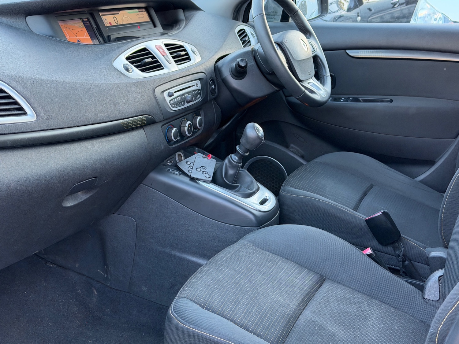 Used Renault Scenic 2010 for sale - 76665936: Photo 13