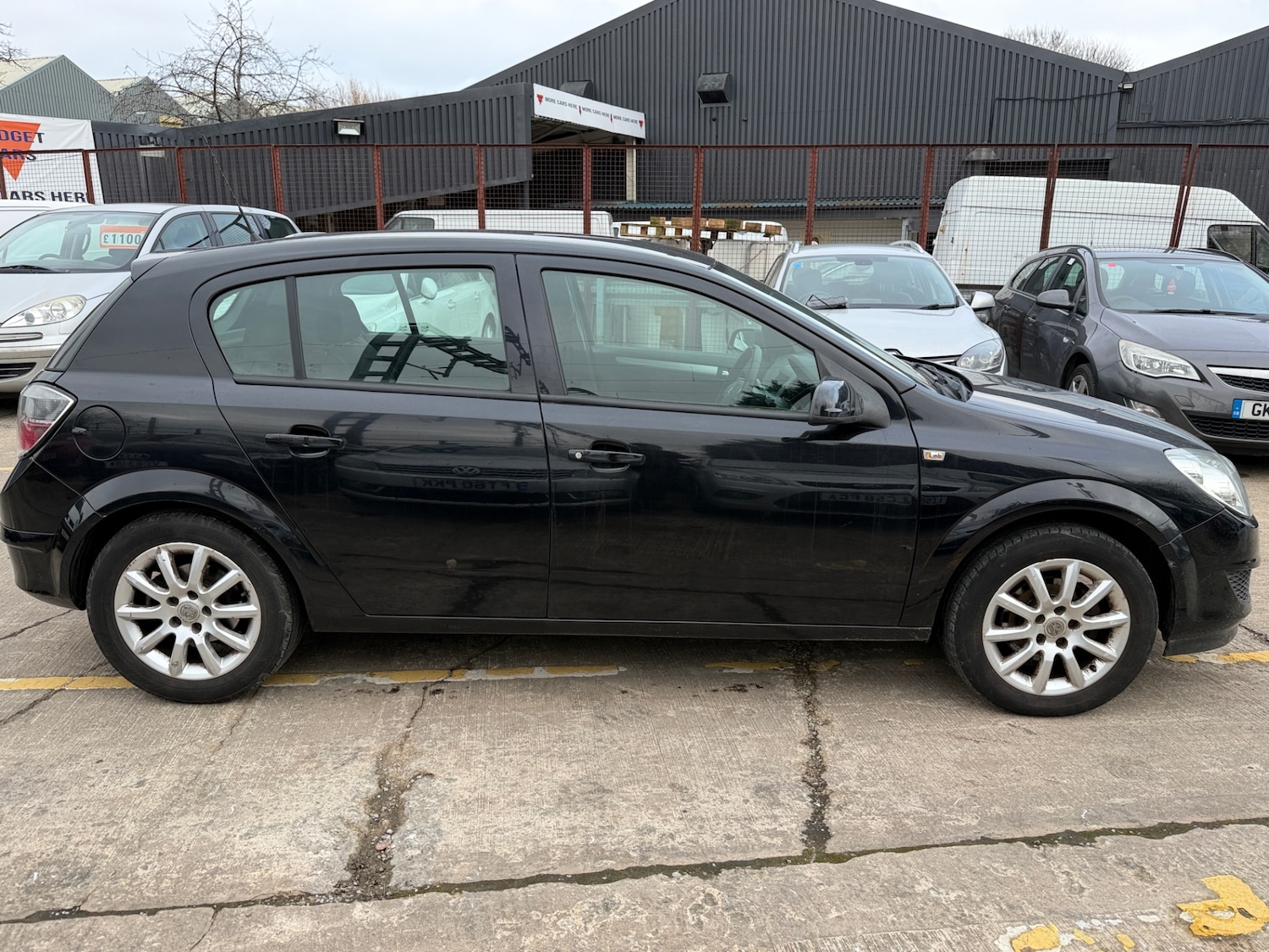 Used Vauxhall Astra 2010 for sale - 77380763: Photo 7