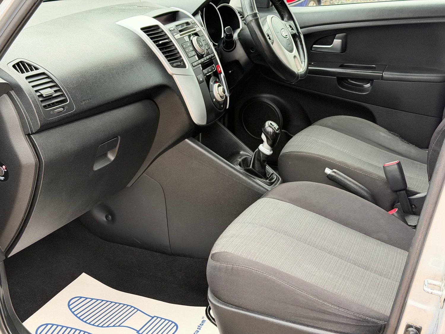 Used Kia Venga 2011 for sale - 75995156: Photo 17