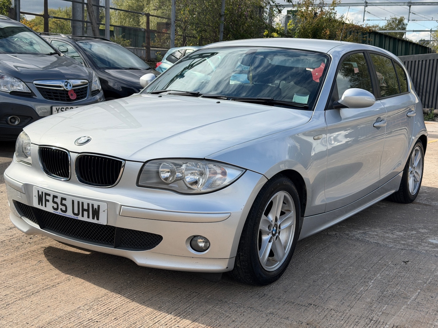 BMW 1 Series 2005 (55) - 116i Sport 5dr - Image 2