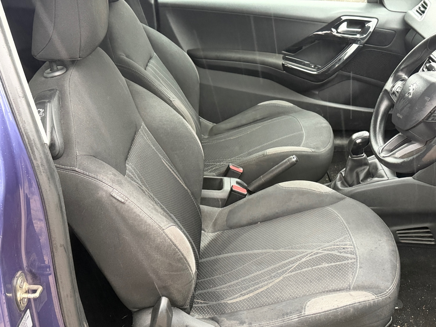 Used Peugeot 208 2014 for sale - 77635392: Photo 10