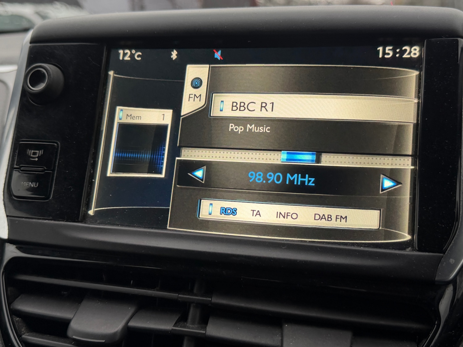 Used Peugeot 208 2014 for sale - 77635392: Photo 11