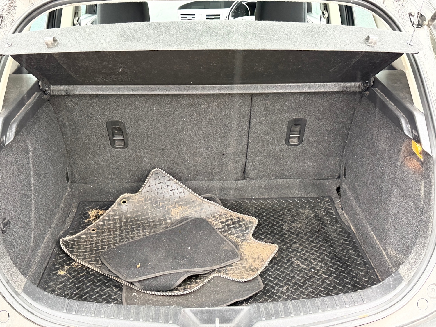 Used Mazda Mazda3 2009 for sale - 76807995: Photo 14