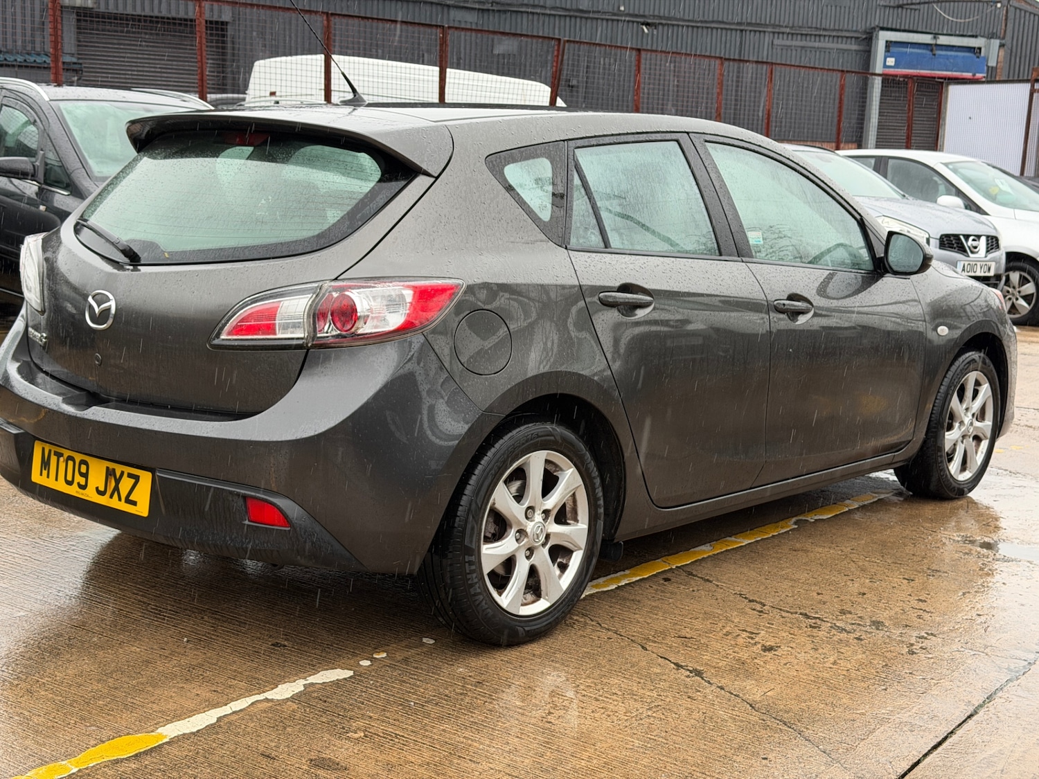 Used Mazda Mazda3 2009 for sale - 76807995: Photo 6