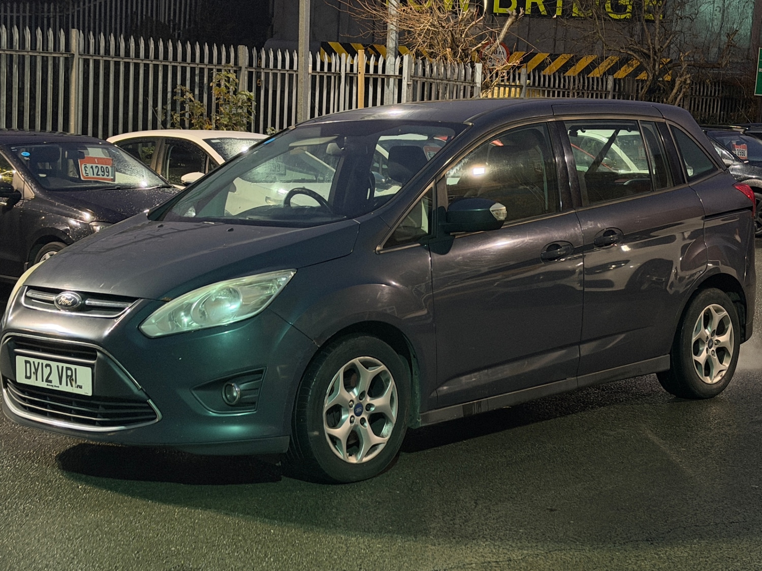 Used Ford Grand C-Max 2012 for sale - 76666211: Photo 2