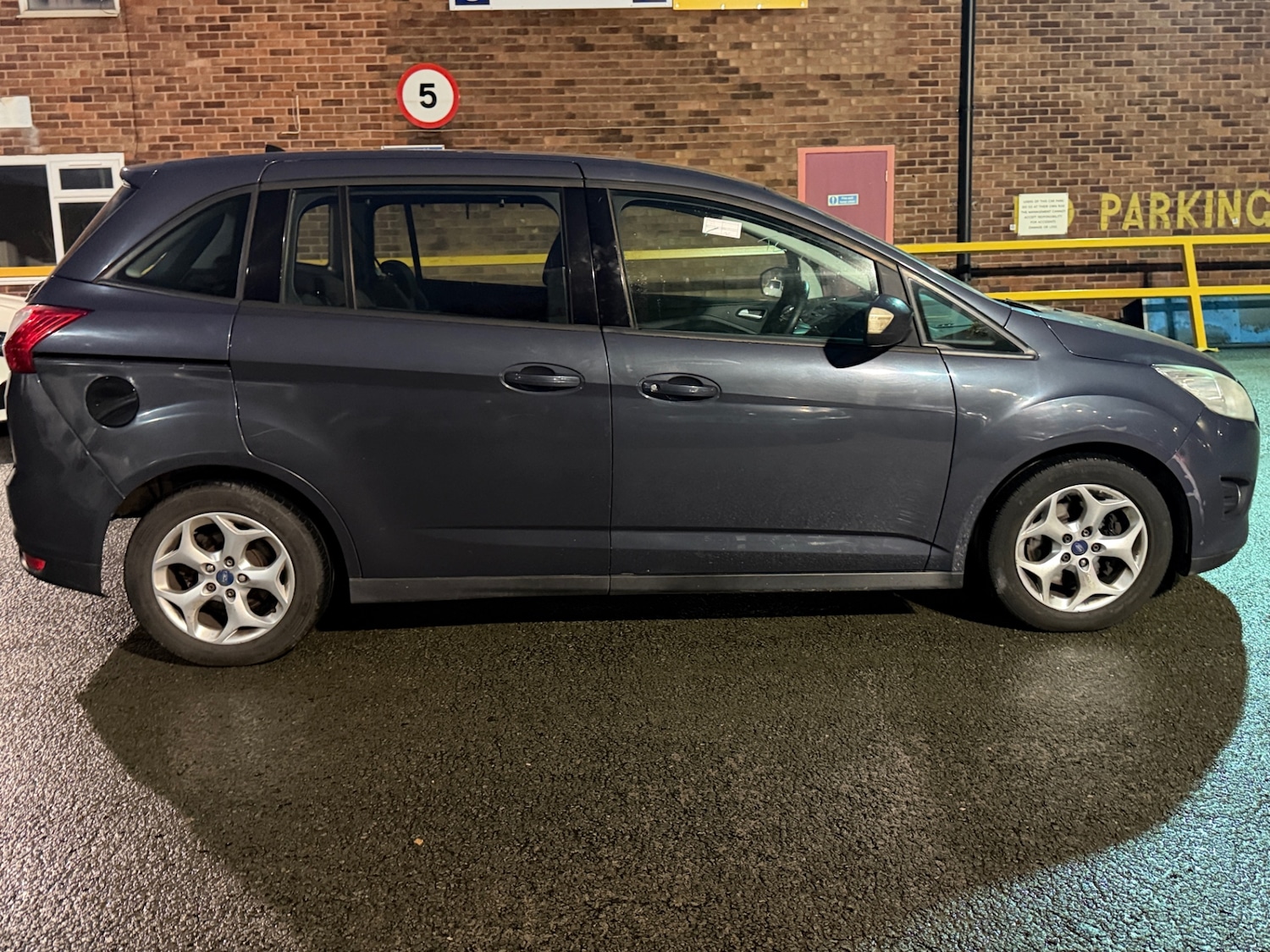 Used Ford Grand C-Max 2012 for sale - 76666211: Photo 8