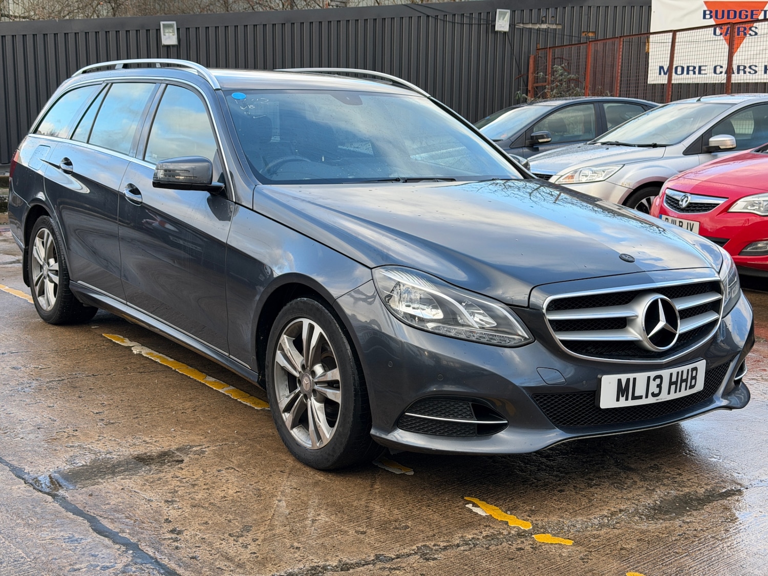 Used Mercedes-Benz E Class 2013 for sale - 77154639: Photo 1