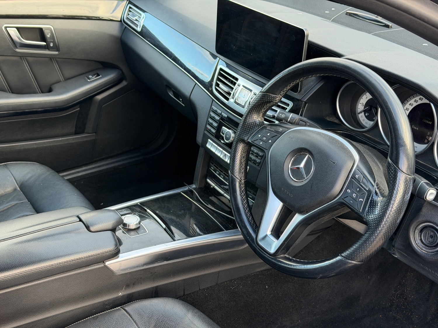 Used Mercedes-Benz E Class 2013 for sale - 77154639: Photo 12