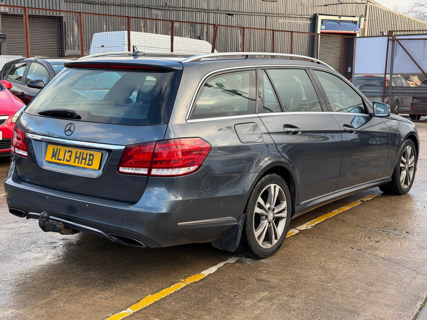 Used Mercedes-Benz E Class 2013 for sale - 77154639: Photo 6