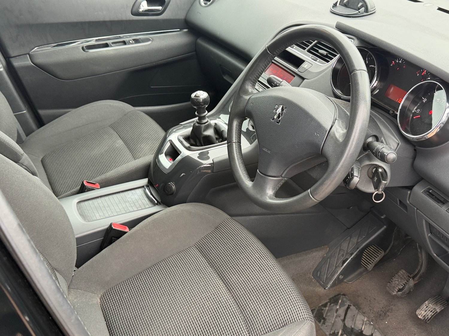 Used Peugeot 5008 2013 for sale - 77630871: Photo 12