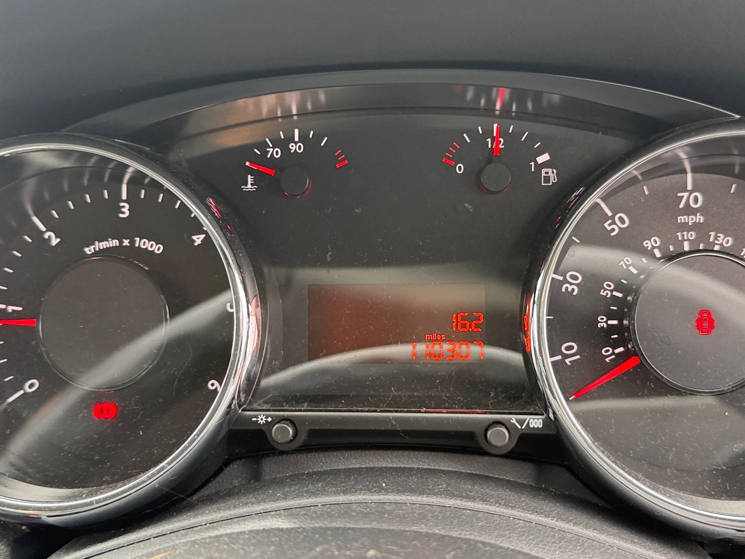 Used Peugeot 5008 2013 for sale - 77630871: Photo 13