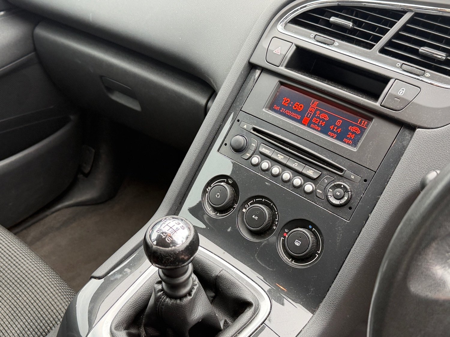 Used Peugeot 5008 2013 for sale - 77630871: Photo 14