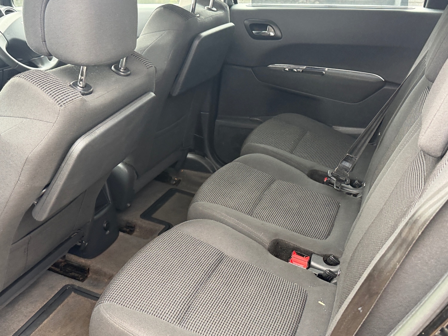 Used Peugeot 5008 2013 for sale - 77630871: Photo 16