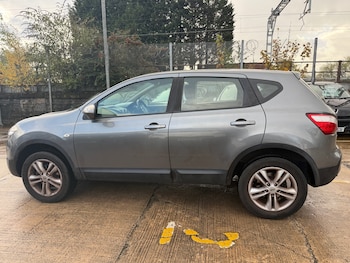 Used Nissan Qashqai 2010 for sale - 76437109: Photo