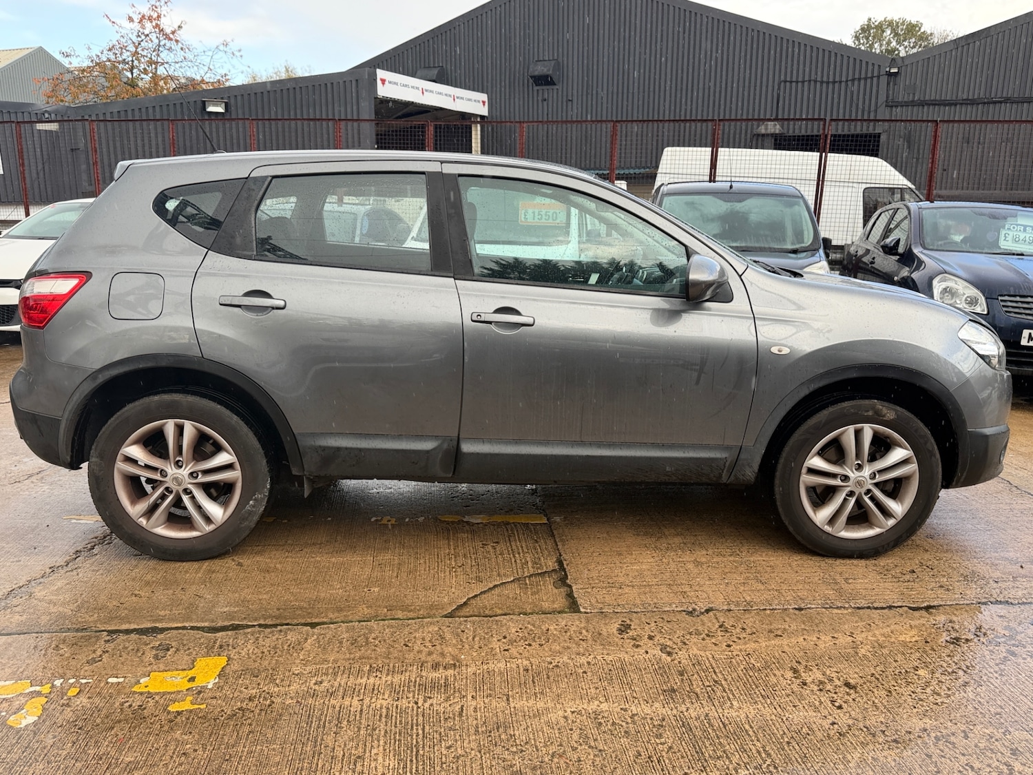 Used Nissan Qashqai 2010 for sale - 76437109: Photo 8