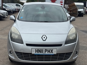 Used Renault Grand Scenic 2011 for sale - 75675463: Photo