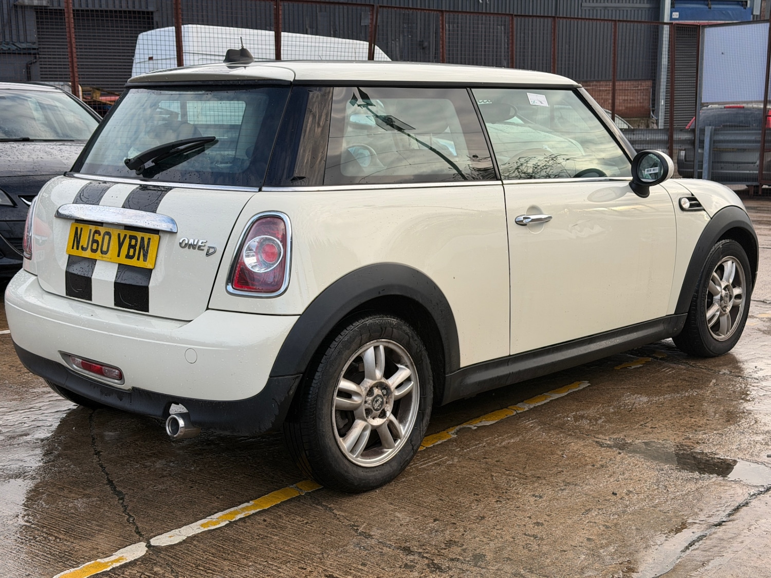 Used MINI Hatch 2010 for sale - 77154631: Photo 5